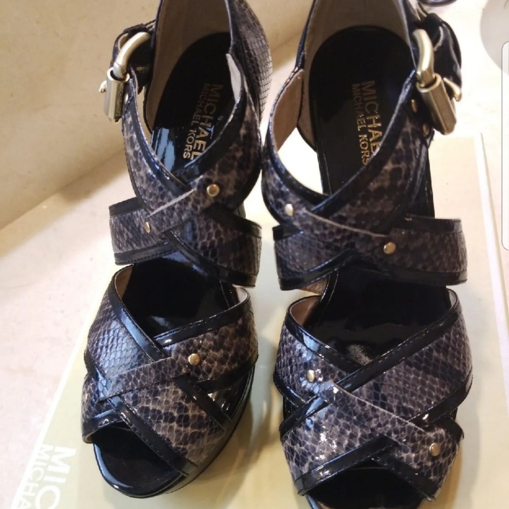 Michael Kor PENELOPE Strap Sandals